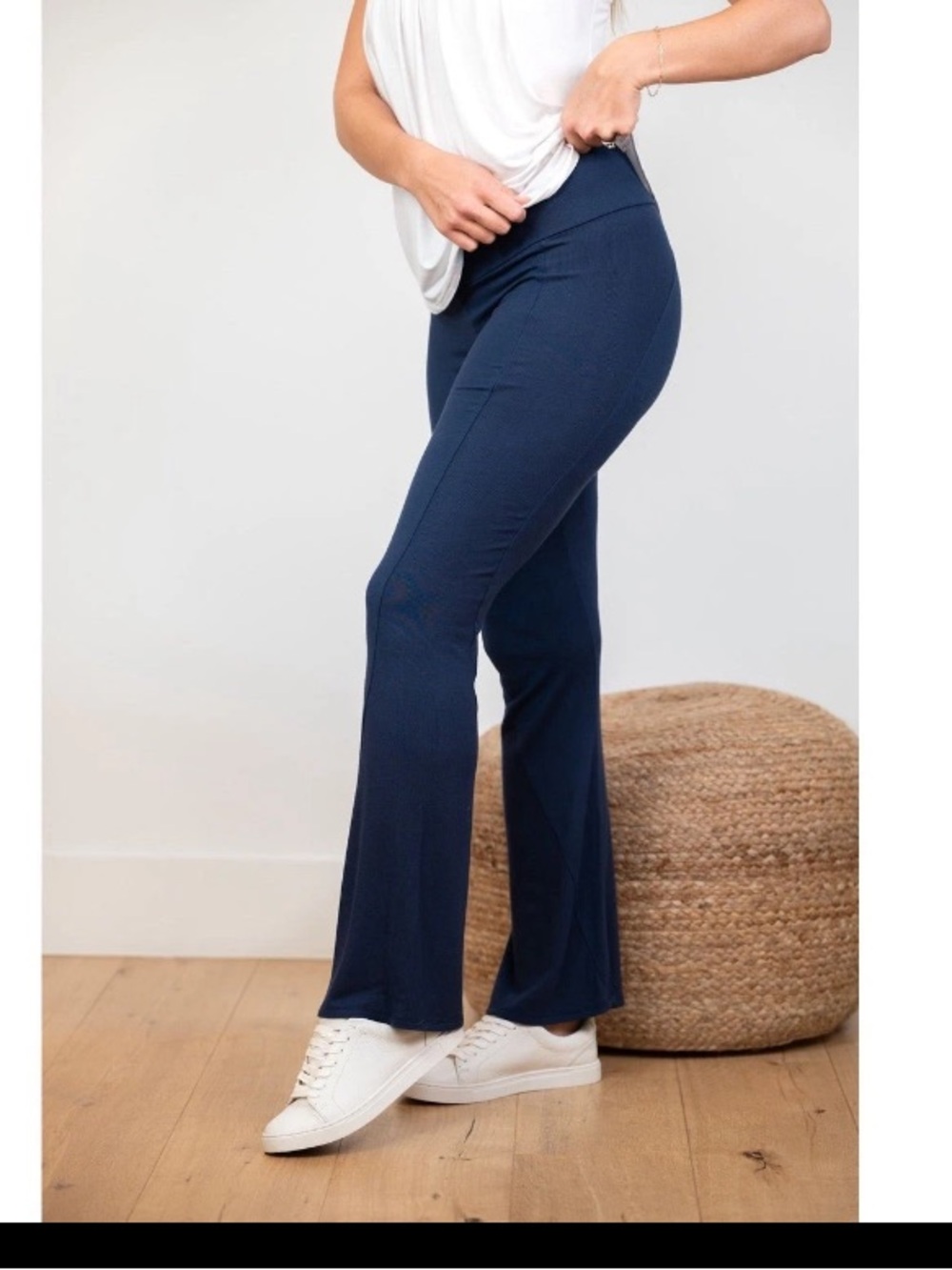 JJ Winks Happy Hour Loungewear Pants blue Ribbed Flare Leg Size Medium